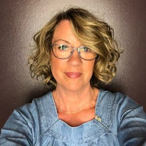 Meet your Posher, Glenda